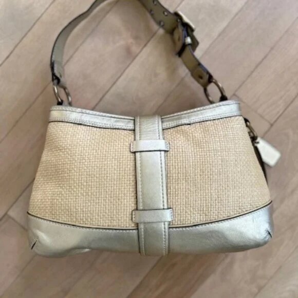COACH LEGACY STRAW RAFFIA GOLD LEATHER SHOULDER HANDBAG PURSE - Picture 10 of 15